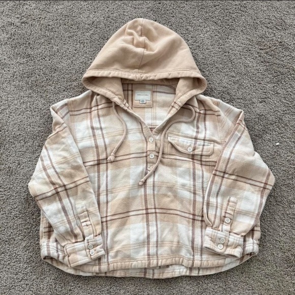 American Eagle Outfitters Tops - American Eagle Outfitters Beige & Cream Plaid Hooded Crop Top